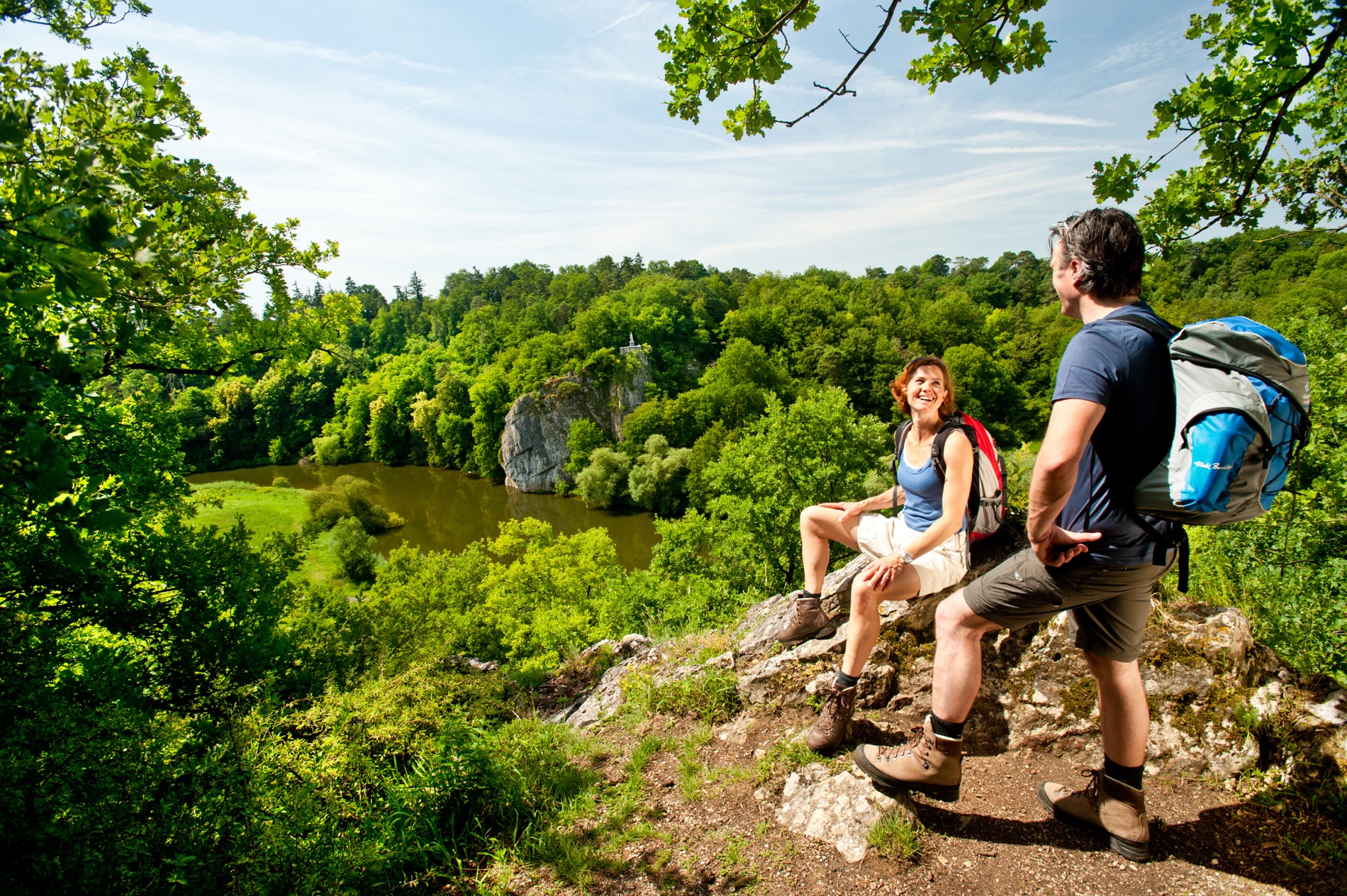 Two hikers taking a break in the Lahn Valley